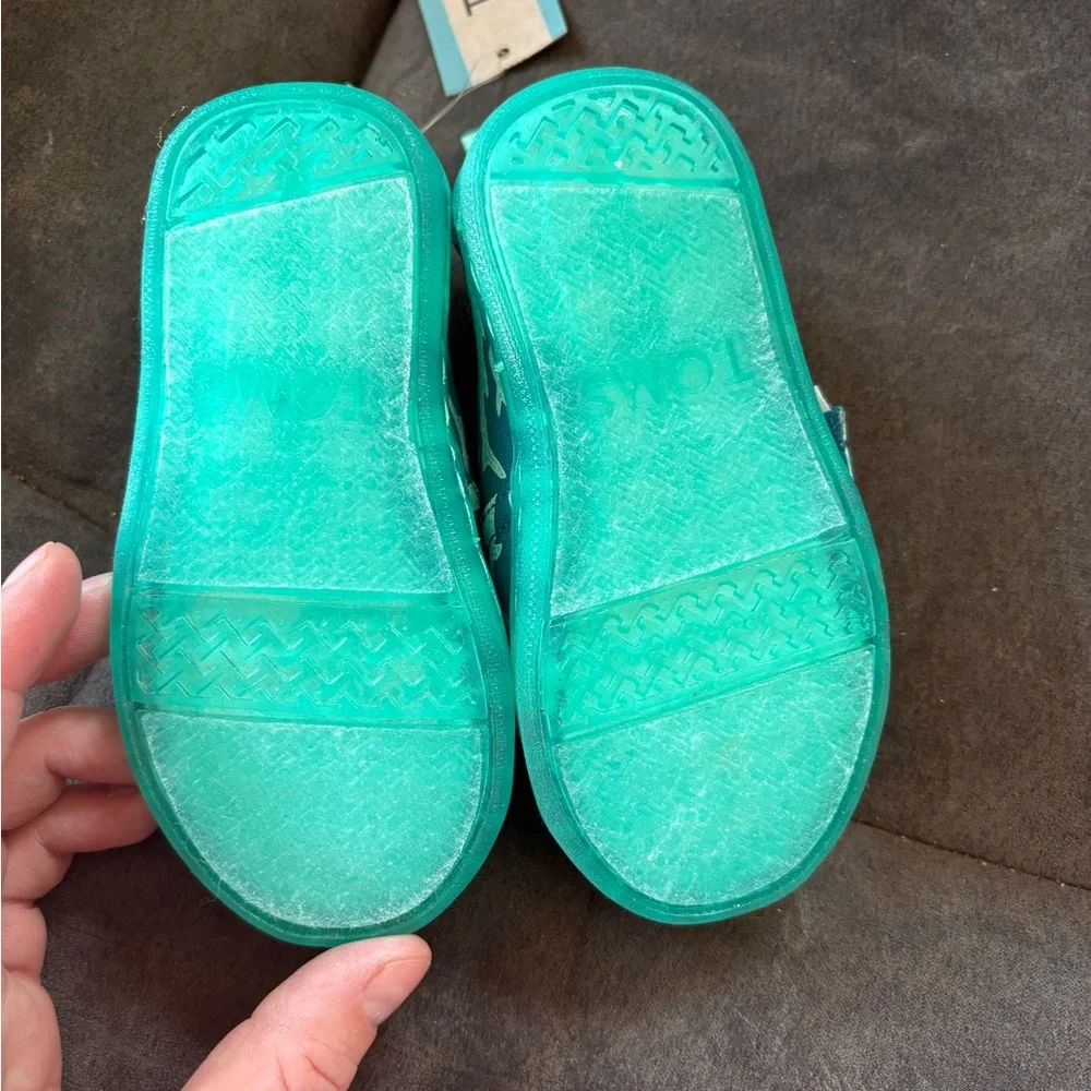 TOMS Kids Aqua Shark Moccasins